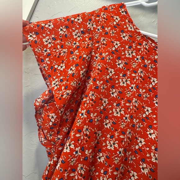 Iz Byer Red Floral Women's Blouse - Picture 4 of 5
